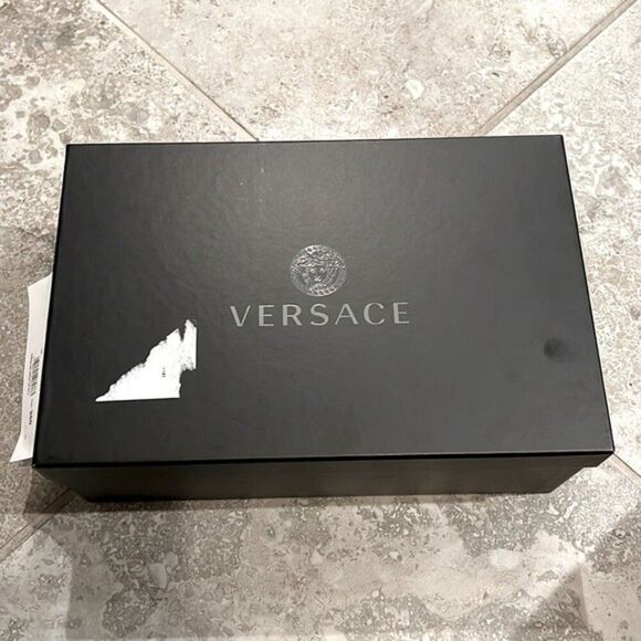 VERSACE Medusa Slide Sandals in Purple, Size EU36 New in Box - Picture 11 of 12